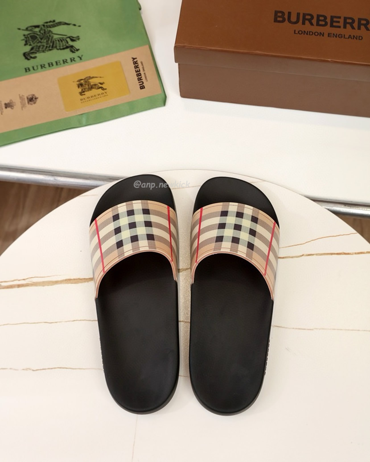 Burberry Vintage Check Slides Beige (4) - newkick.app